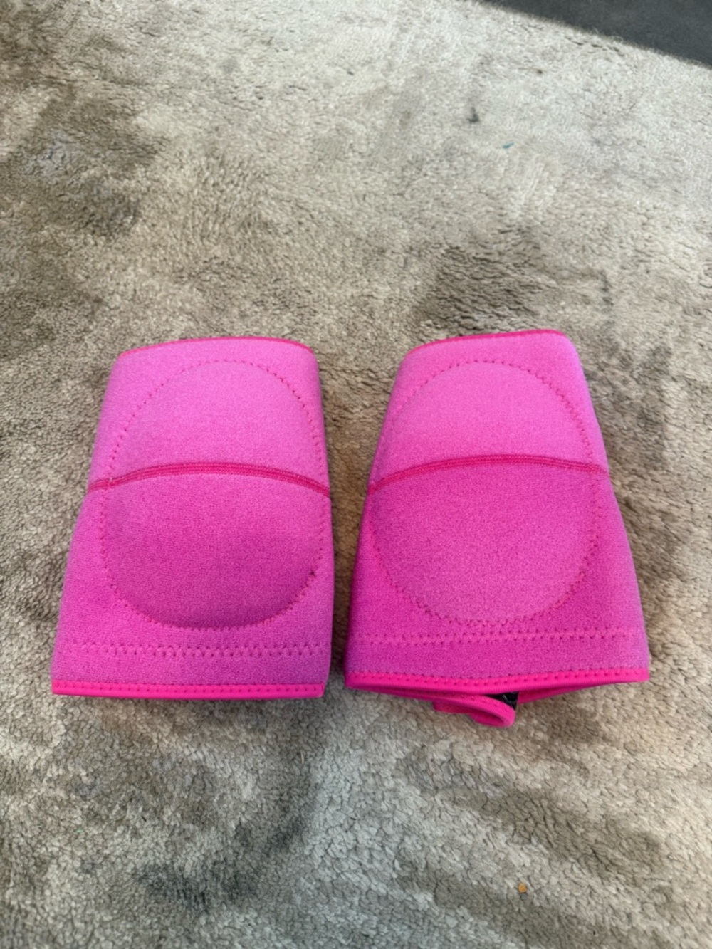 Bright Pink Neoprene Knee Pads